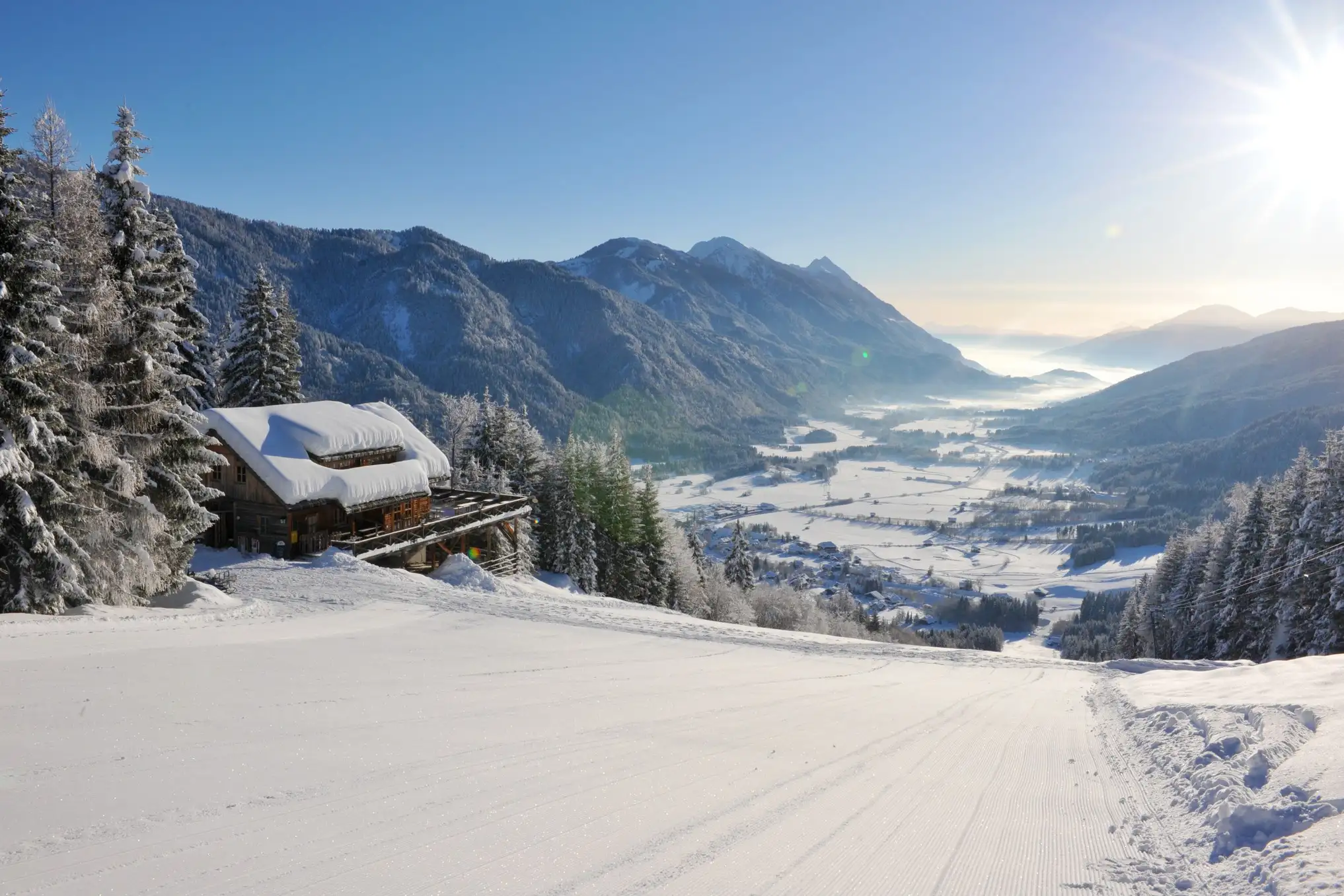 schöne Aussicht über der Piste